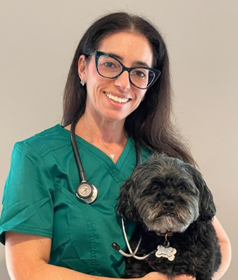 Meet Dr. Melissa Eisbruck Veterinarian at Locust Valley Veterinary Clinic